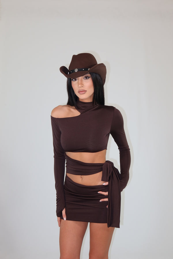 Dress Cut Out 1808